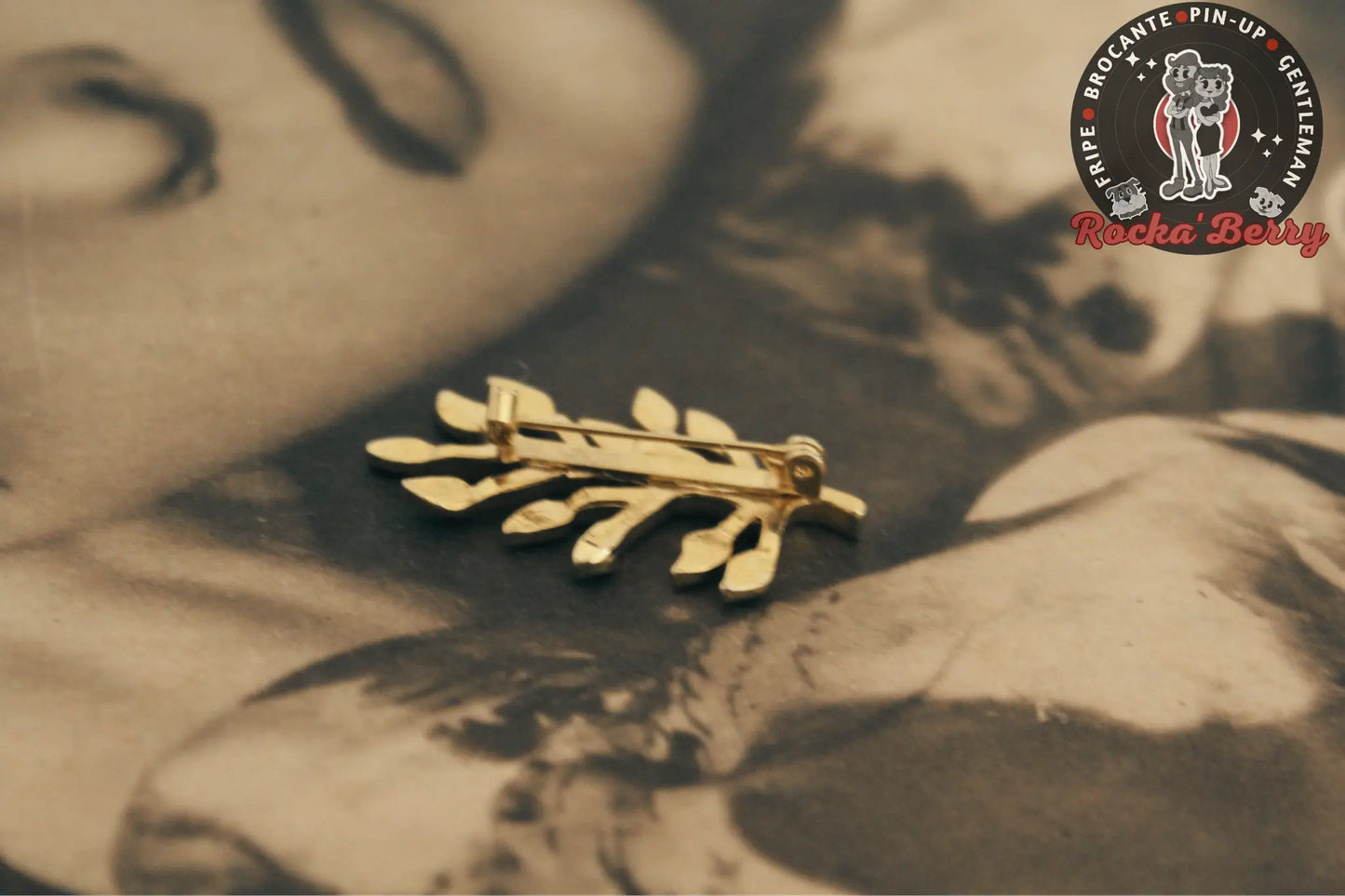 Broche Branche Olivier Dorée Rocka'Berry