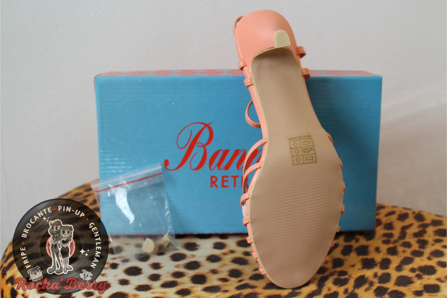 Chaussures à Talons Pinup Pèche - Banned Banned