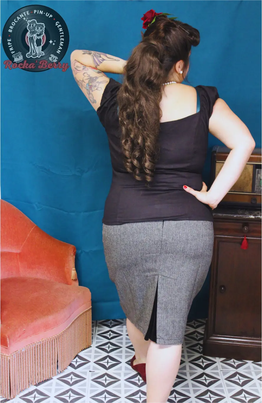 Haut Pinup Rétro Col en Cœur Noir - Banned Banned