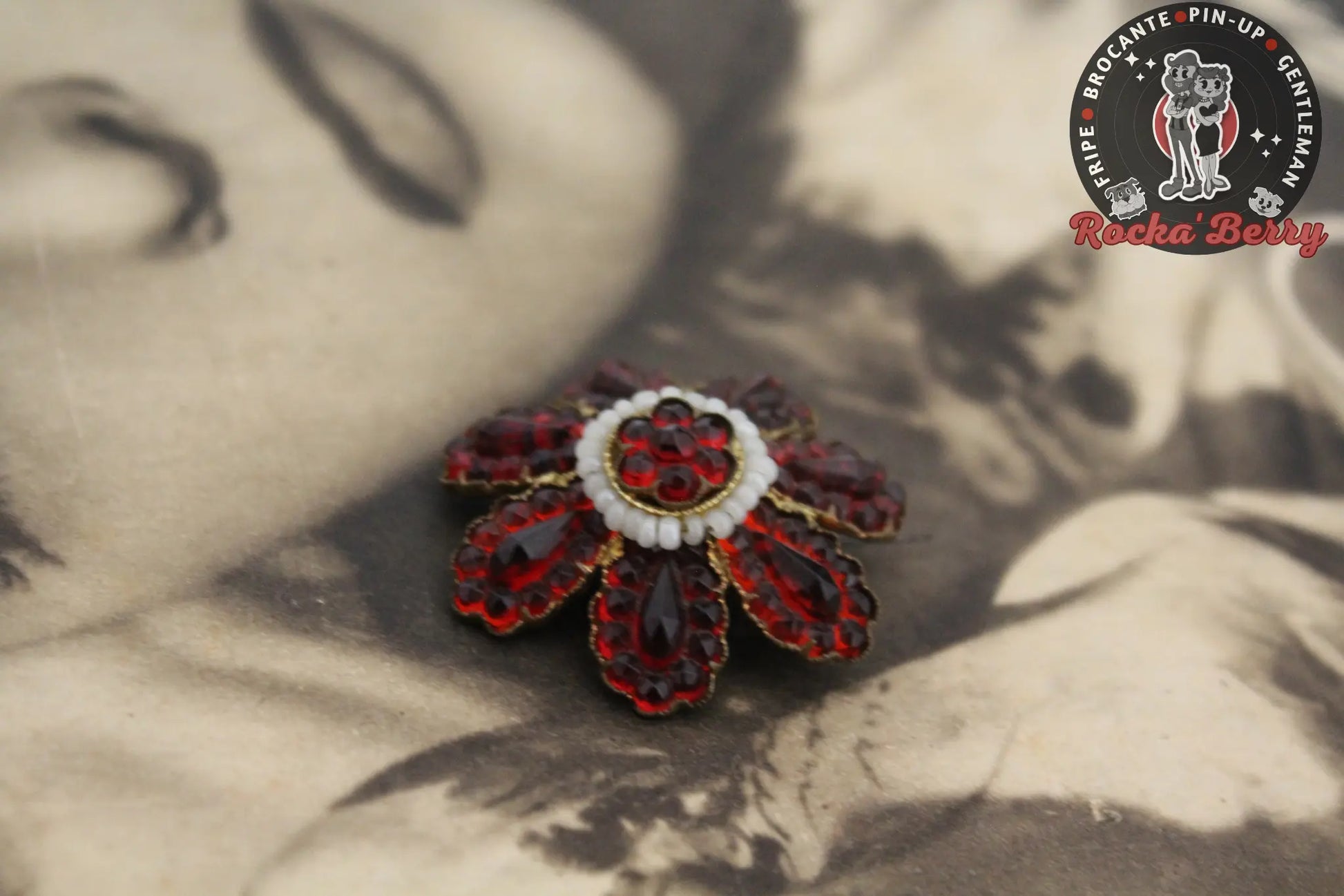Broche Fleur Perles Rocka'Berry