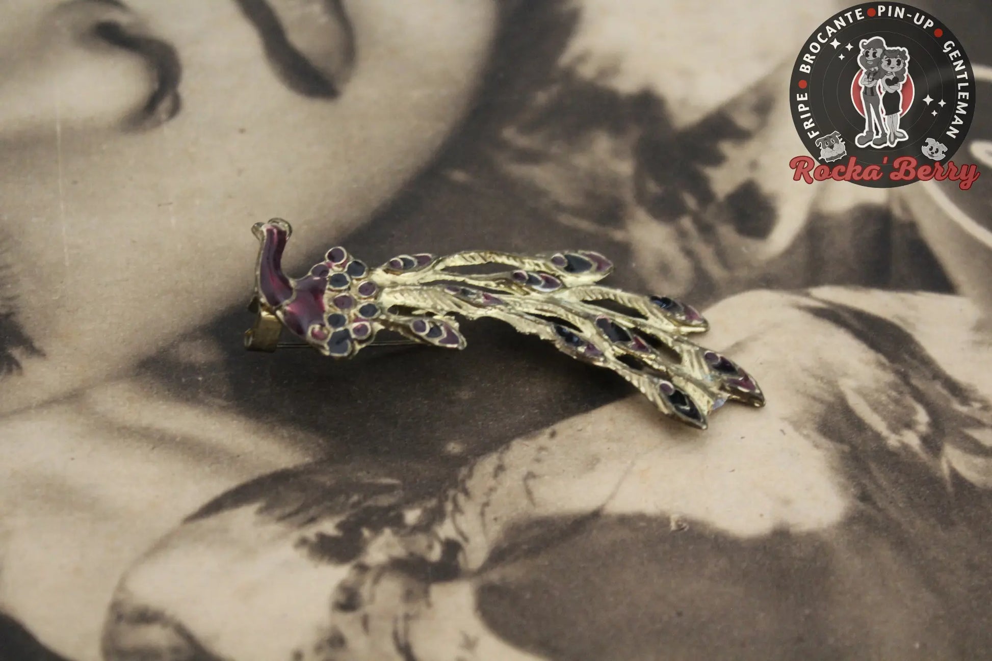 Broche Paon Violet Rocka'Berry