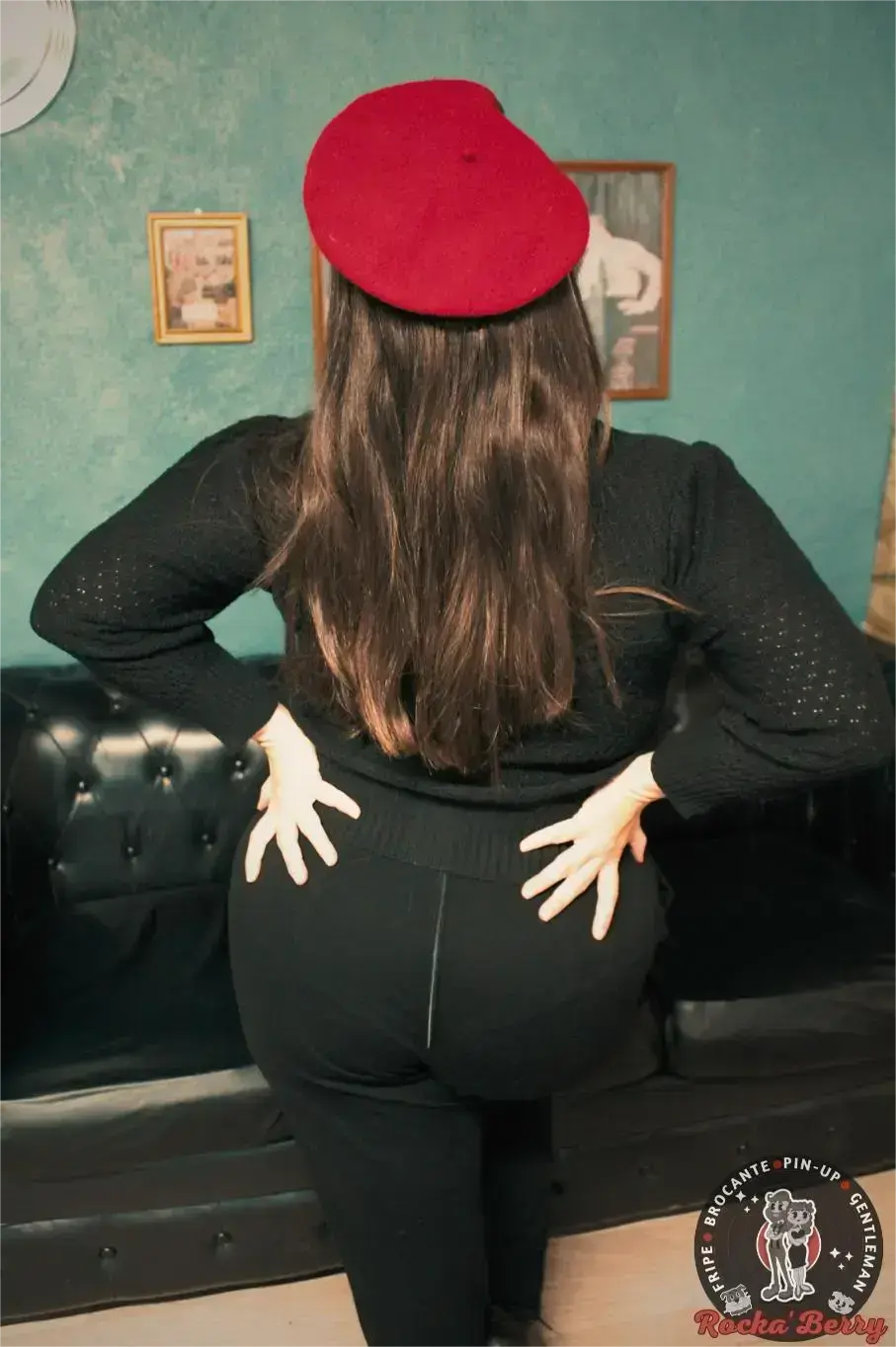 🎄Cardigan Court Noir “Pin-Up Mère Noël” – Mischief Made Rocka'Berry