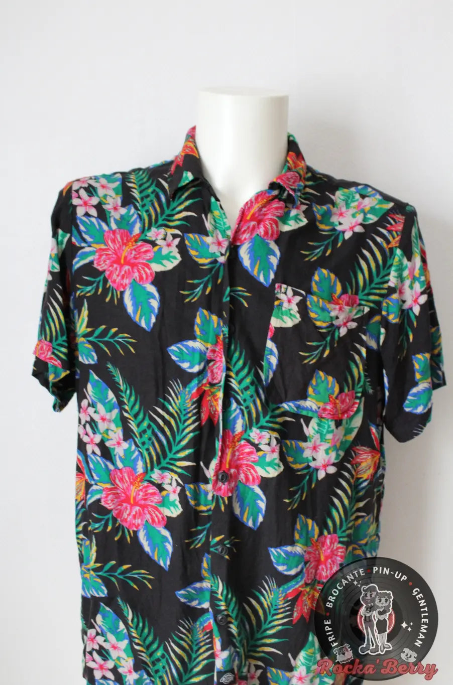 Chemise Hawaïenne Fleurs Multicolores sur Fond Noir - Dickies Dickies