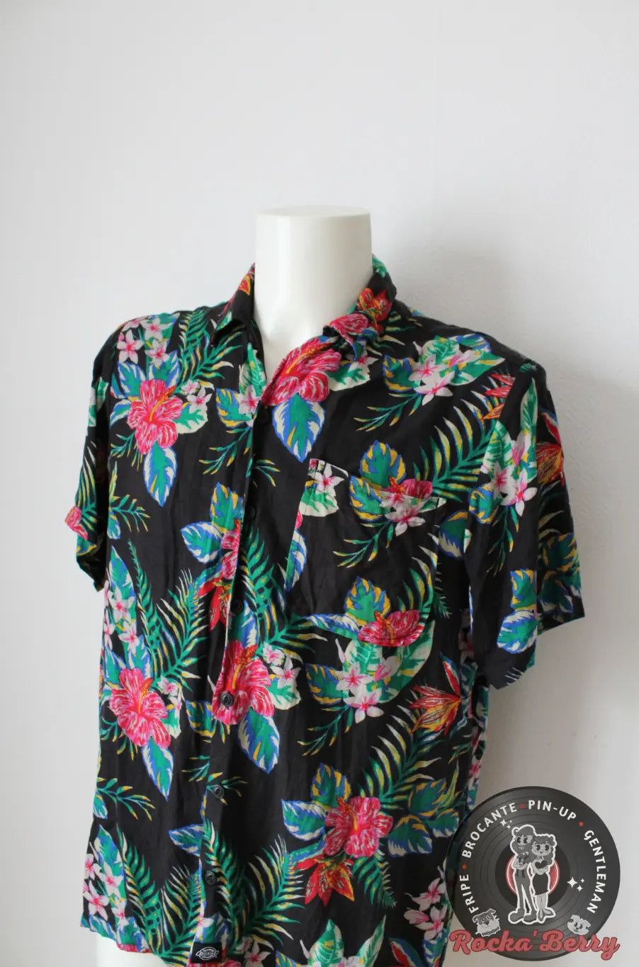 Chemise Hawaïenne Fleurs Multicolores sur Fond Noir - Dickies Dickies
