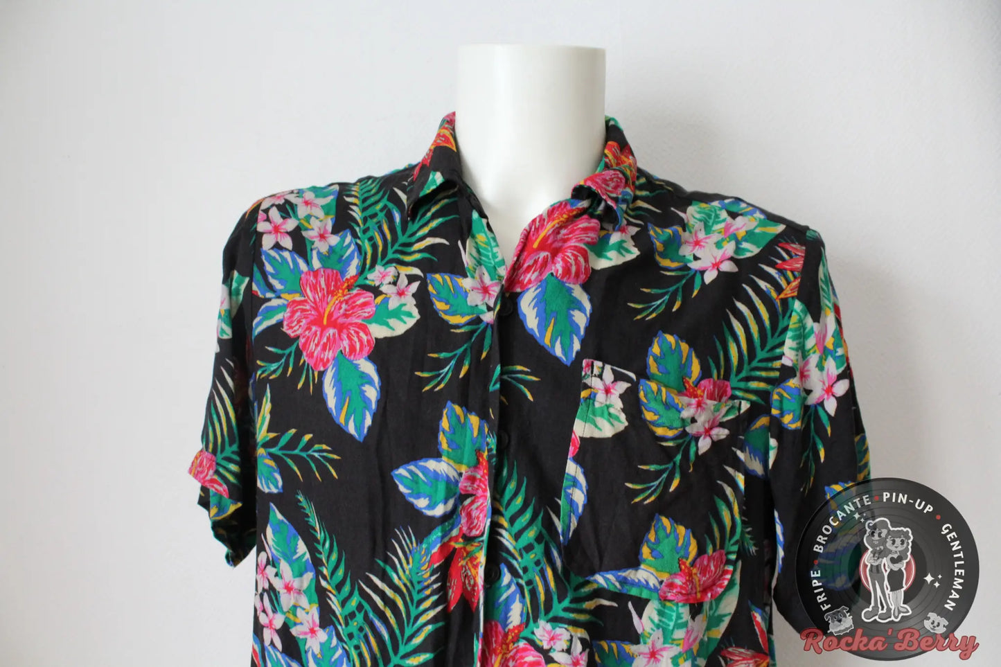 Chemise Hawaïenne Fleurs Multicolores sur Fond Noir - Dickies Dickies
