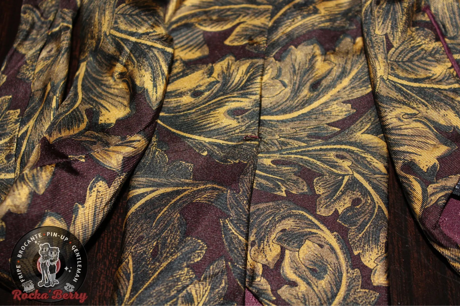 Cravate Vintage Rouge et Or Feuille de Chou - Made in France Rocka'Berry