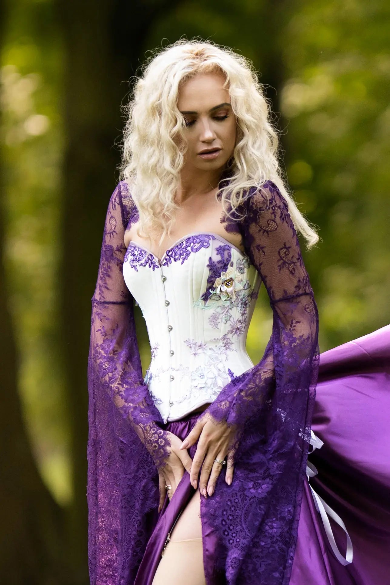 Pré-Commande : Corset Overbust Ecru Velvet - Rebel Madness Rebel Madness