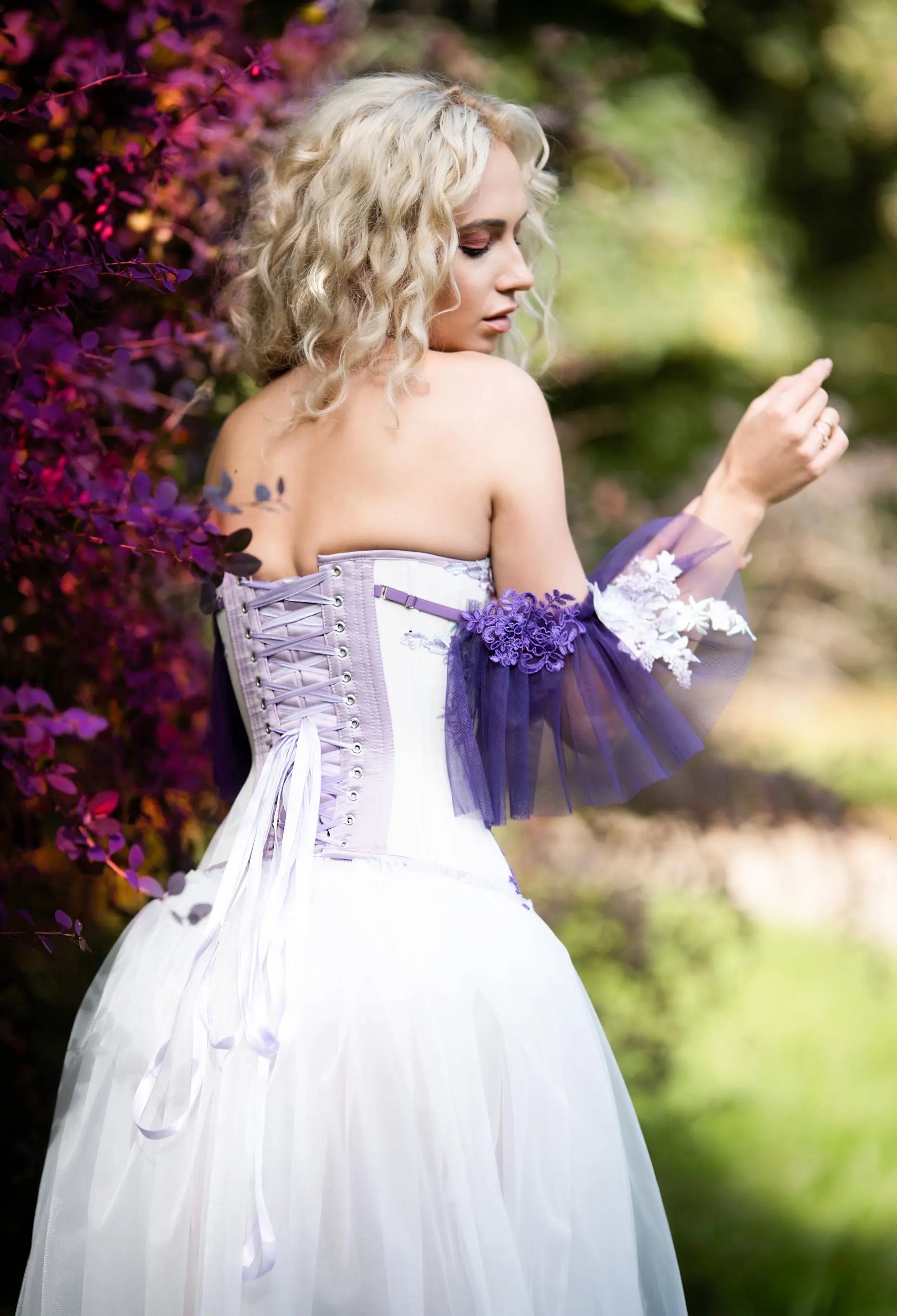 Pré-Commande : Corset Overbust Ecru Velvet - Rebel Madness Rebel Madness