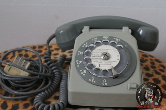 Téléphone Vintage 60s en Bakelite Socotel S63 Gris 2   - Made in France Rocka'Berry