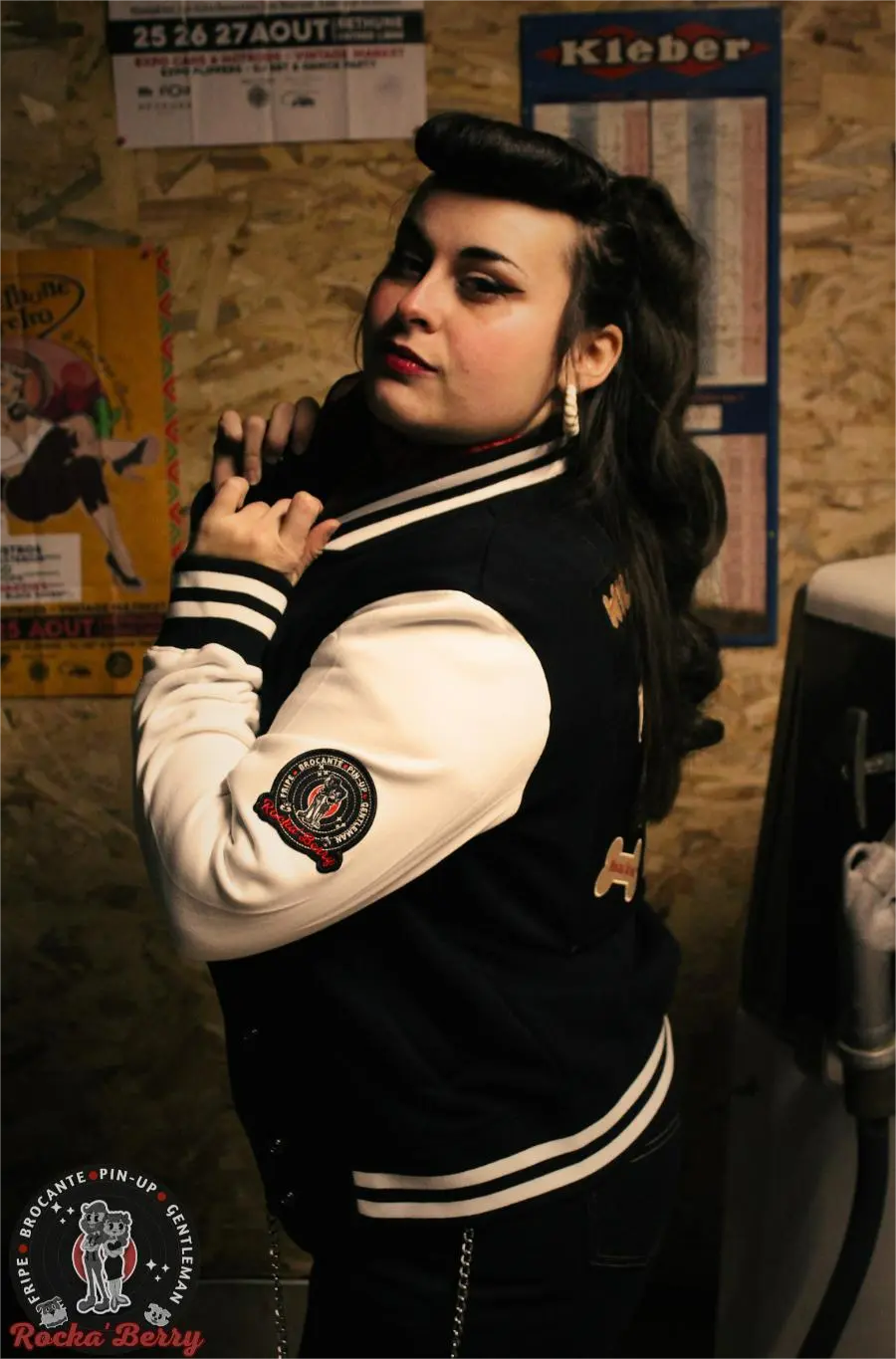 🐾Wildest Pup’ in Town - Varsity Jacket / Teddy Unisexe Rocka'Berry Rocka'Berry